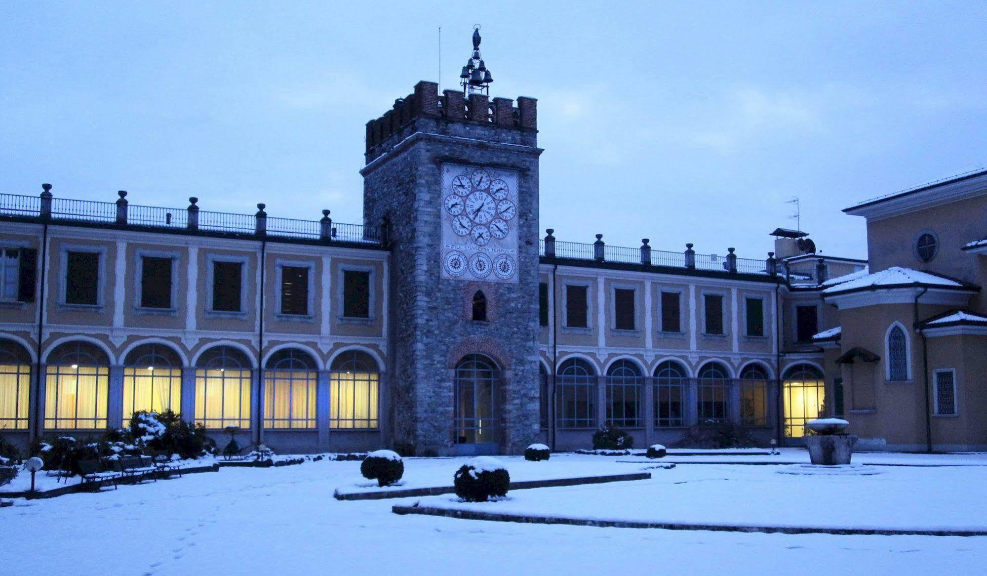 Casa Don Guanella Hotel Cadrezzate Exterior foto